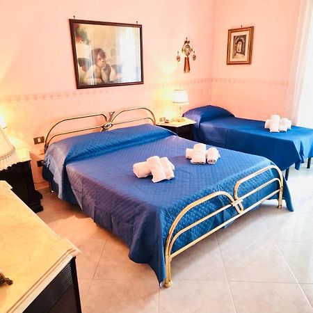 Colasante House Molfetta Esterno foto