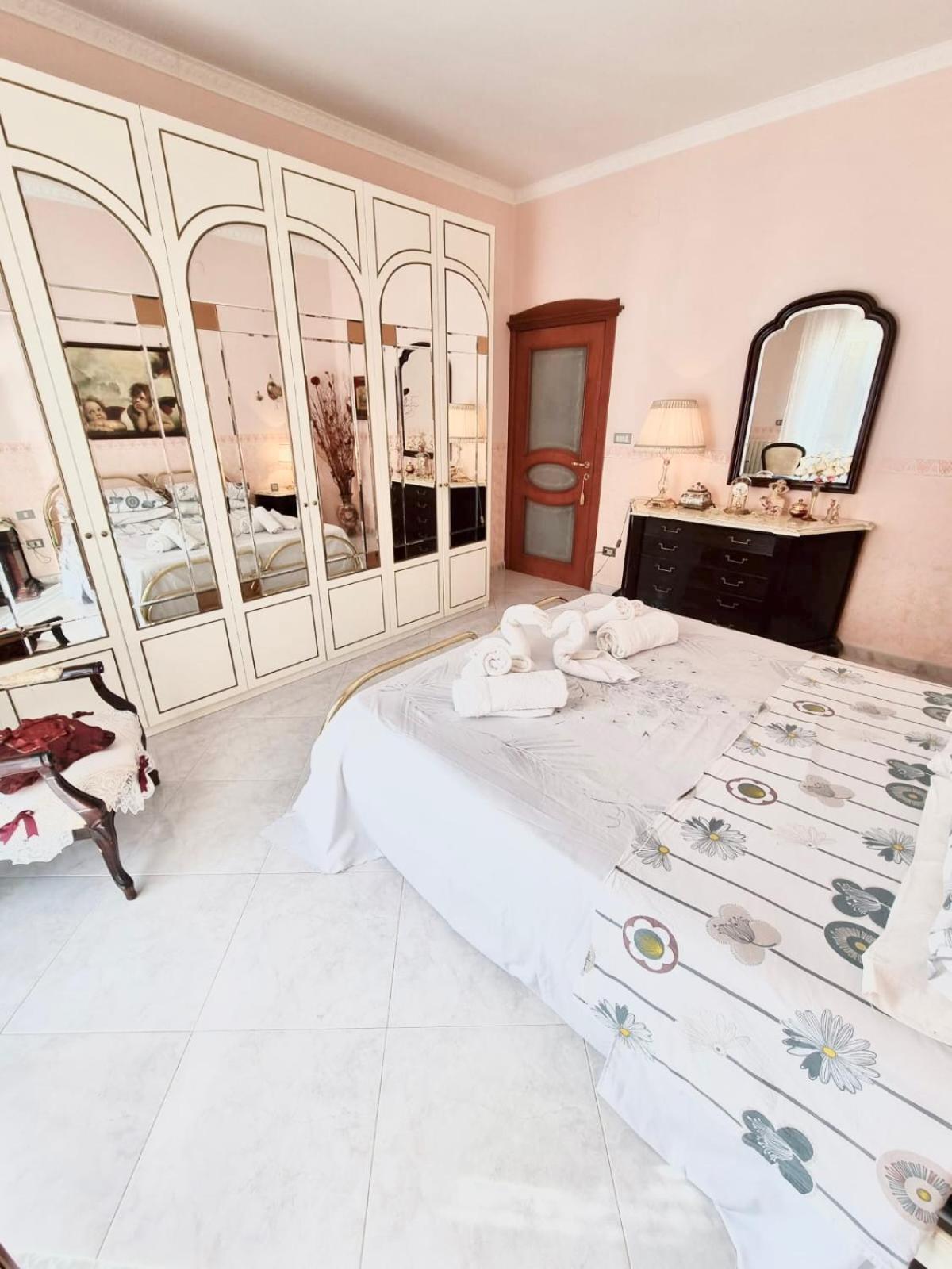 Colasante House Molfetta Esterno foto